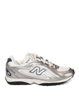 White/silver