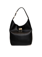 Borsa hobo nera in pelle martellata Ermanno Scervino con chiusura dorata vista dal fronte