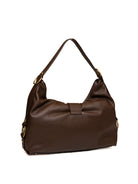 Borsa hobo Camden in pelle martellata espresso GUESS vista posteriore con spallaccio e anelli